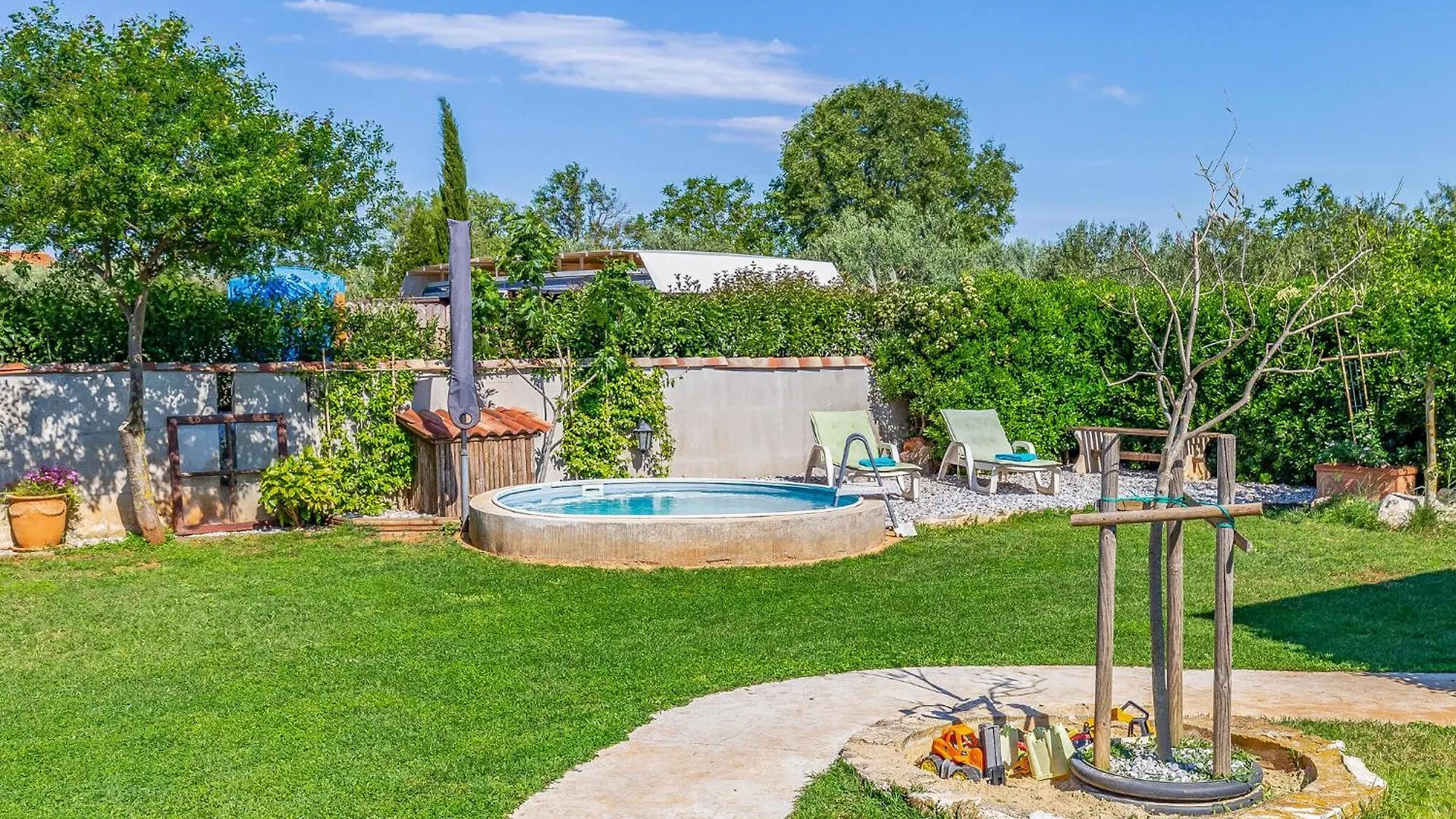 Beautiful Home In Skatari With Kitchen Pula 0*,  Croatia
